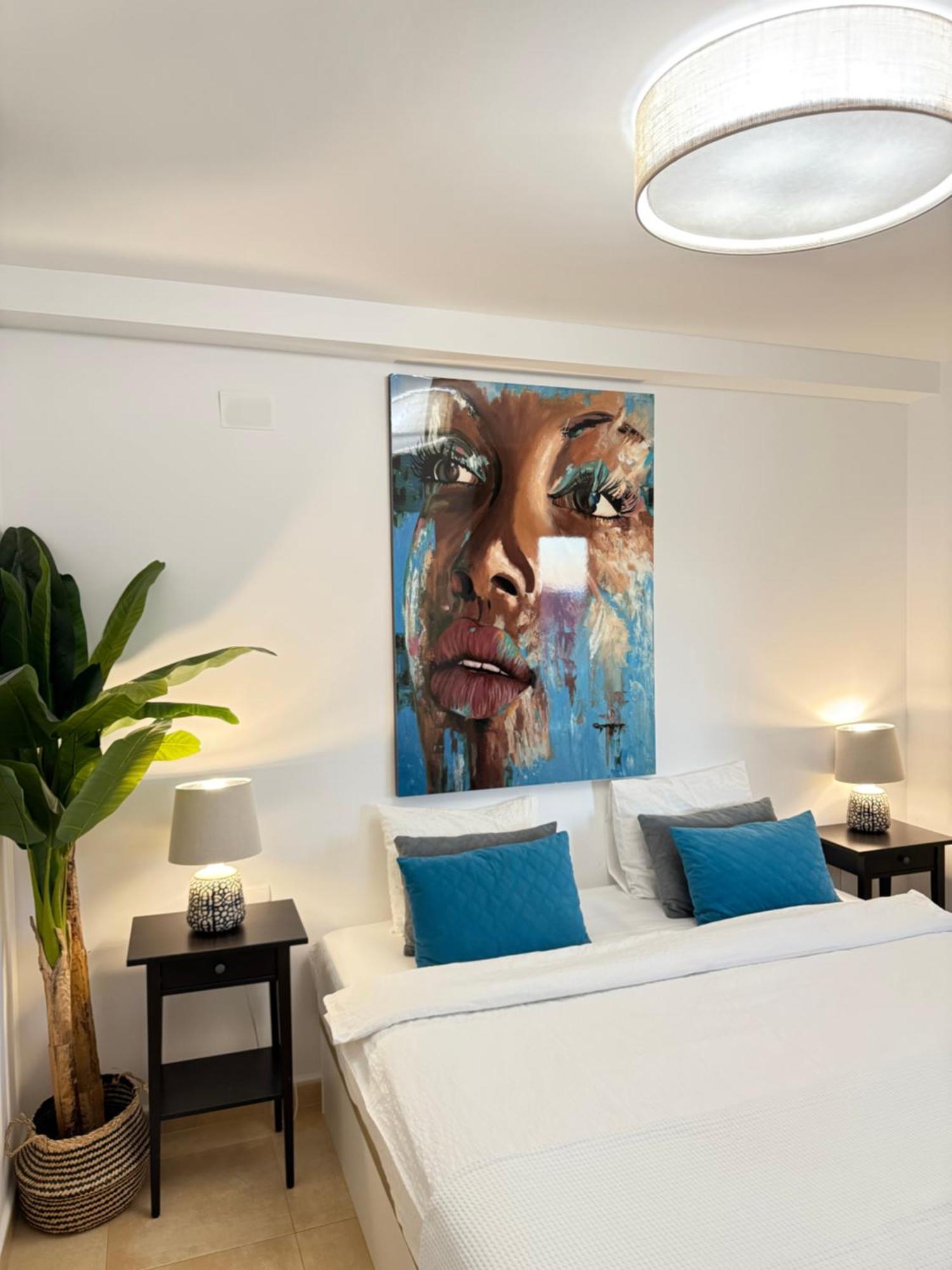 Esmeralda Suites Sunrise Con Piscina Calpe Exteriör bild